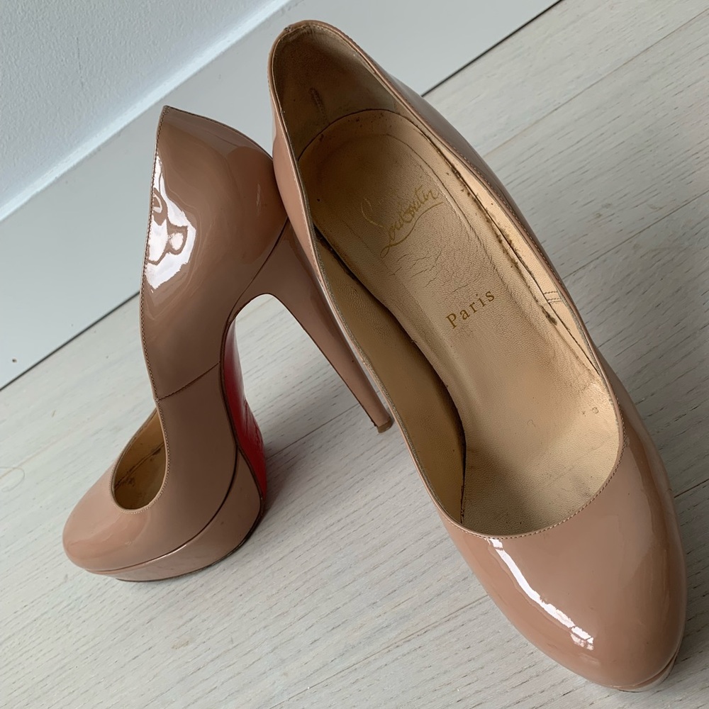 Christian Louboutin size 40 nude color